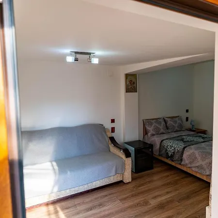 La Bebe 2 Beds フネドアラ